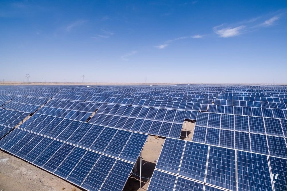 UAE Raises Clean Energy Target to 35% as Solar, Storage Economics Shift